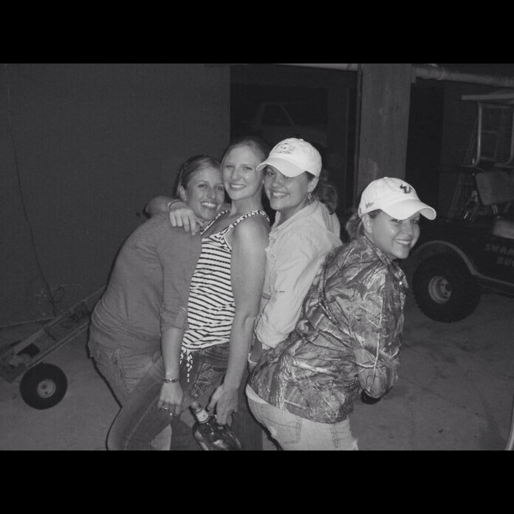 Meet your Posher, Cricket